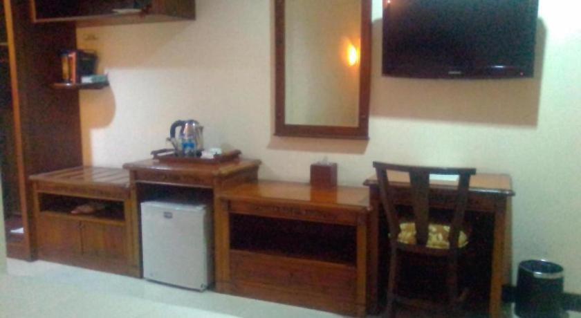 Yusro Hotel Restaurant & Convention Jombang Eksteriør billede